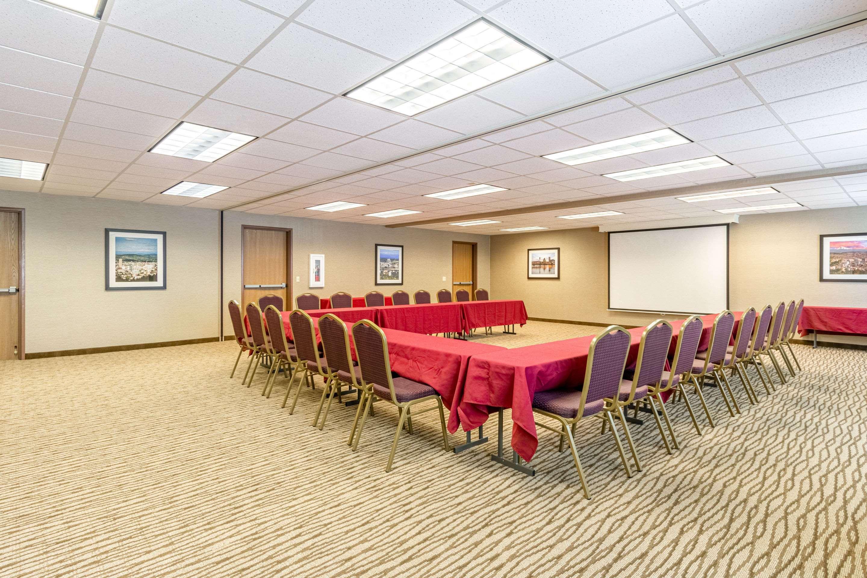 Comfort Suites Portland Airport Zewnętrze zdjęcie