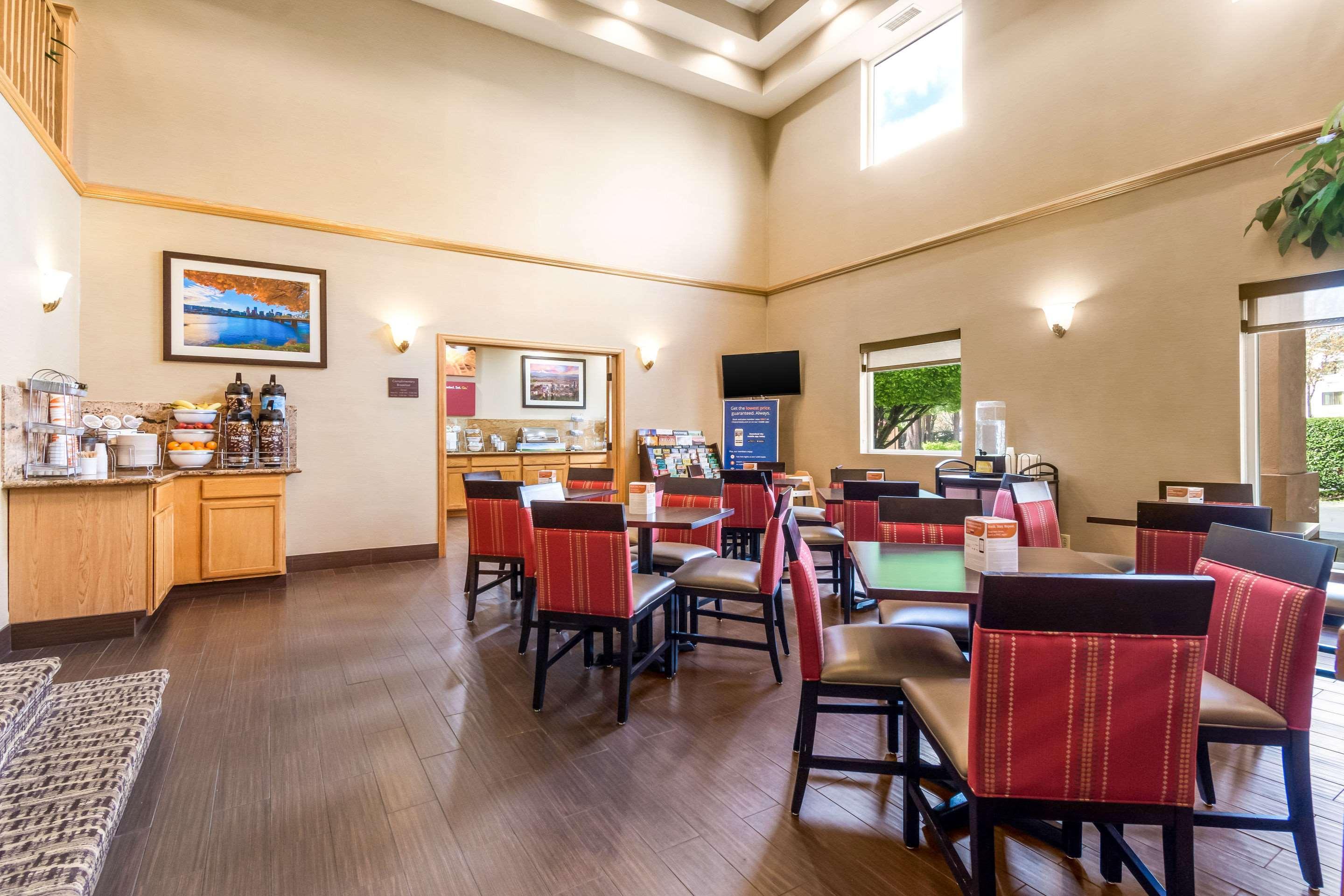 Comfort Suites Portland Airport Zewnętrze zdjęcie