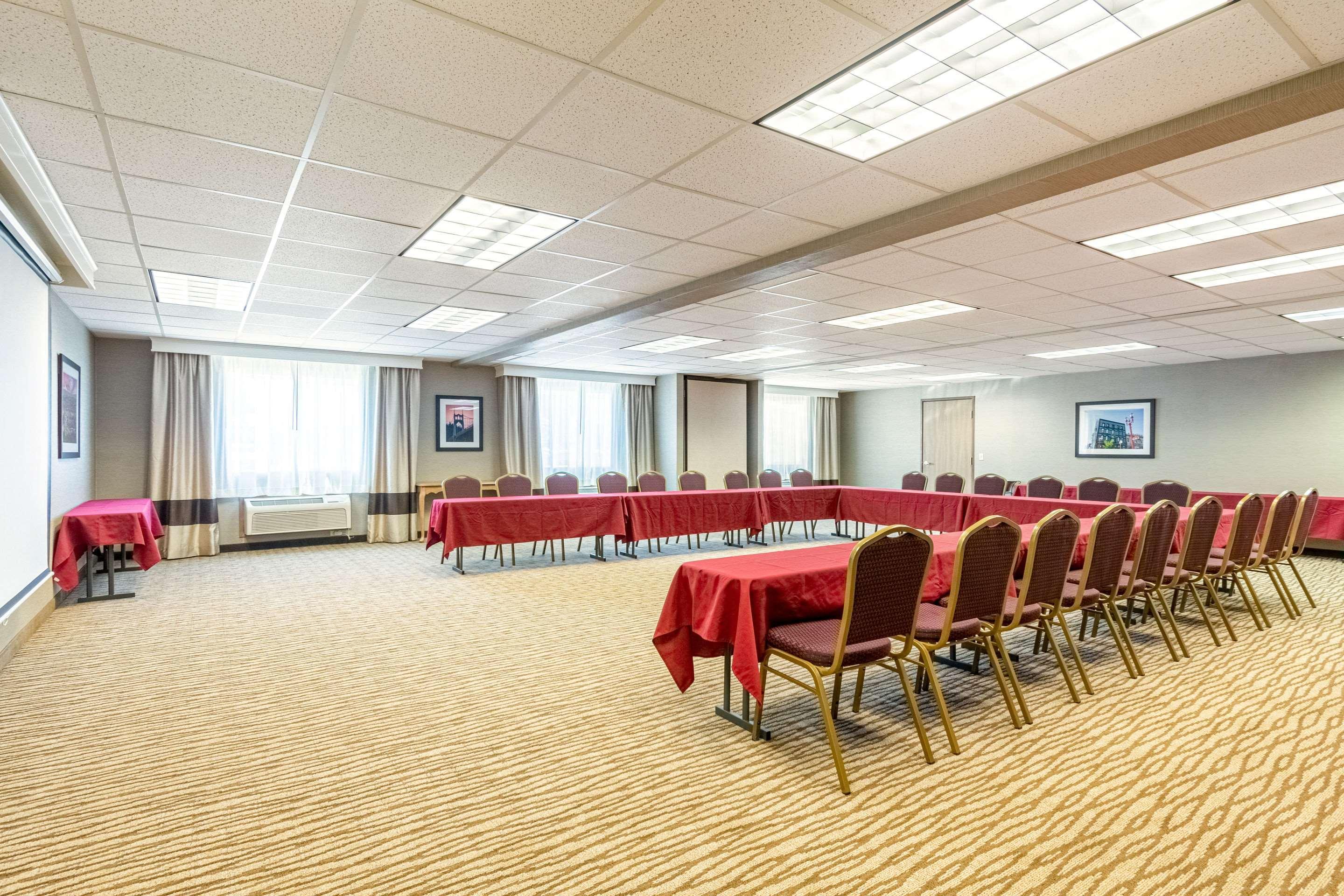 Comfort Suites Portland Airport Zewnętrze zdjęcie