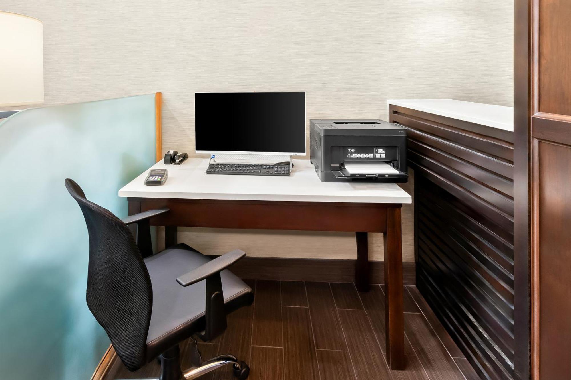 Comfort Suites Portland Airport Zewnętrze zdjęcie